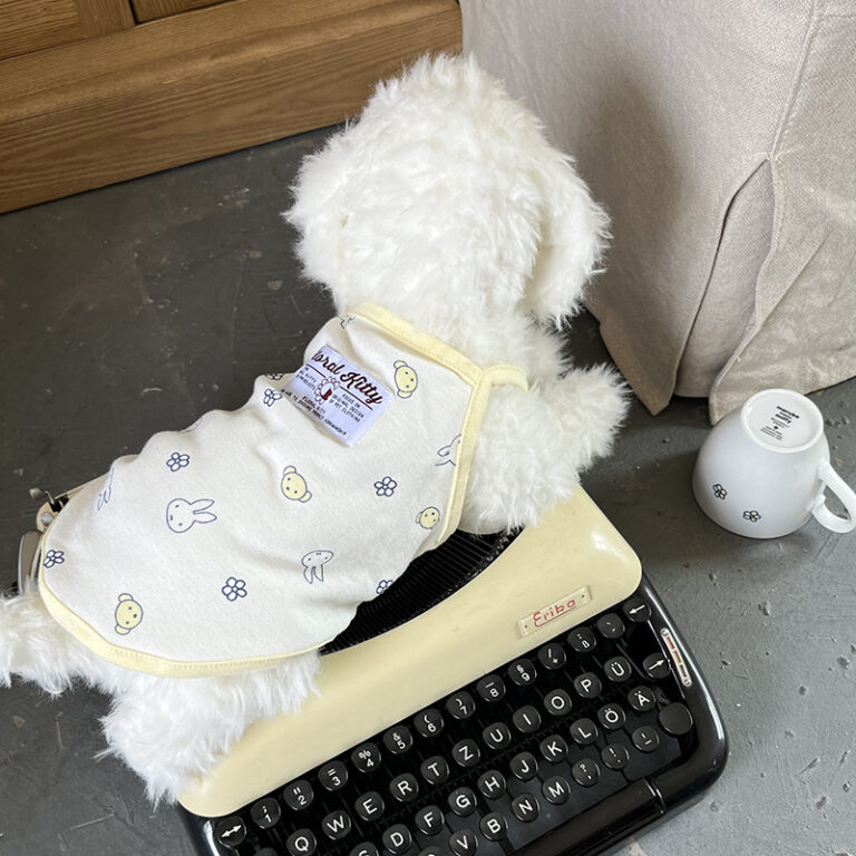 Breathable summer vest for small dogs, anti-shedding tank top for Teddy and Pomeranian