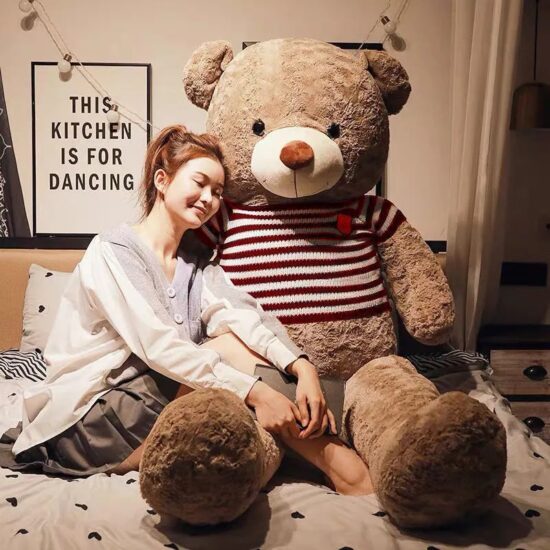 Jumbo Teddy Bear Plush Toy – Giant Hugging Bear with Clothes for Valentine’s Day Romantic Gift