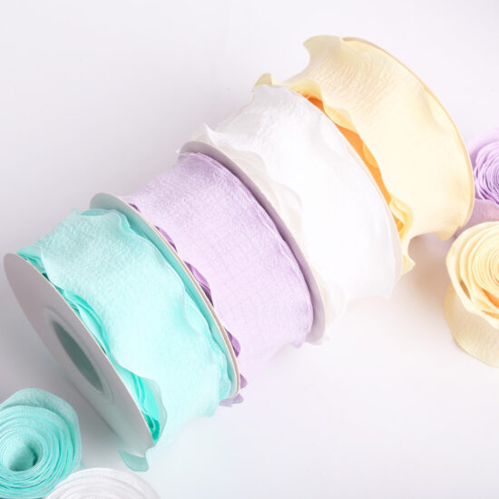 Ruffled elastic organza ribbon with wavy edges for cake and bouquet decoration