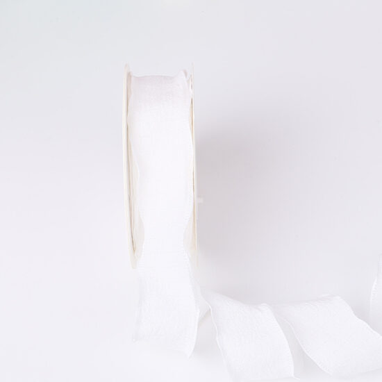 Ruffled elastic organza ribbon with wavy edges for cake and bouquet decoration