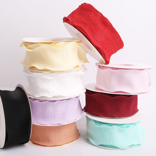 Ruffled elastic organza ribbon with wavy edges for cake and bouquet decoration